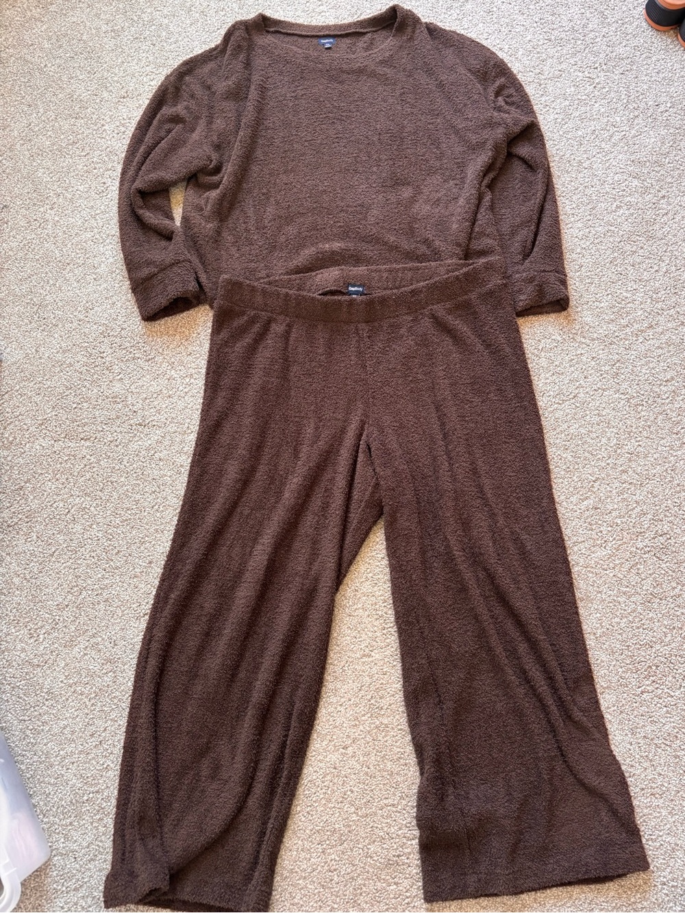 Gap Body Cozy Brown Knit Lounge Set Two-Piece Sweater & Pants